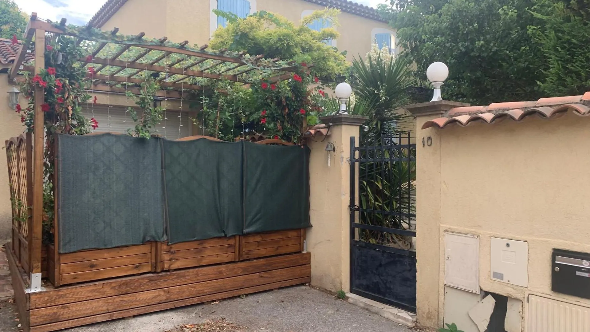 Séjour chez l'habitant Appartement L’Oustaou à Marseille