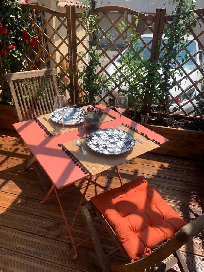 Studio Oustaou Acces Piscine Marseille Rum i privatbostad