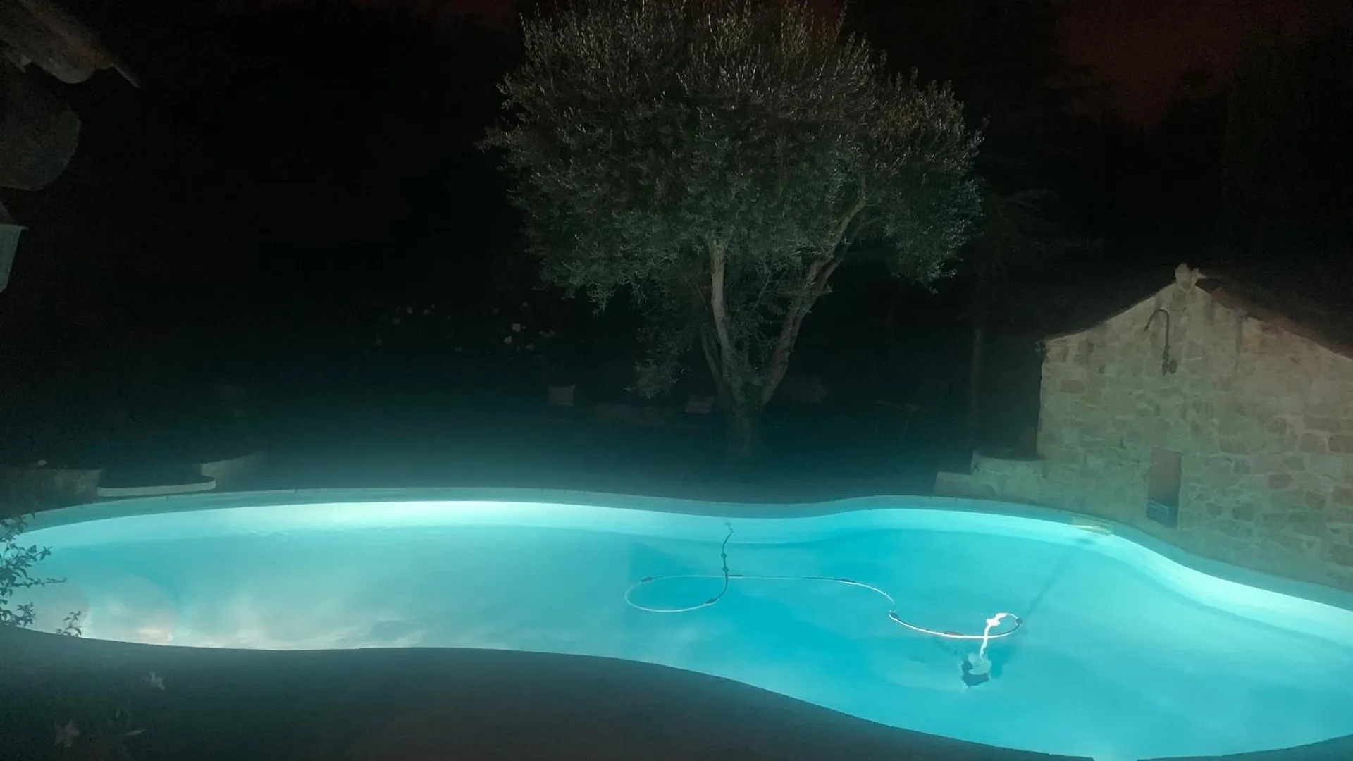 Rum i privatbostad Studio Oustaou Acces Piscine Marseille
